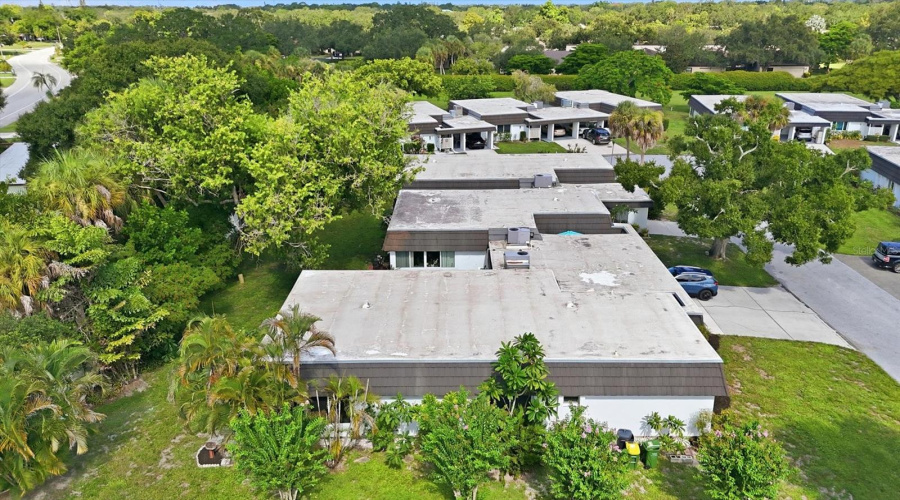 Sarasota, Florida 34232, 2 Bedroom Bedrooms, ,2 Bathroombathrooms,Residential,For Sale,Blue Stone,0,Mfra4701105