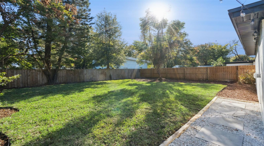 Orlando, Florida 32806, 3 Bedroom Bedrooms, ,2 Bathroombathrooms,Residential,For Sale,Cloverlawn,0,Mfro6429150
