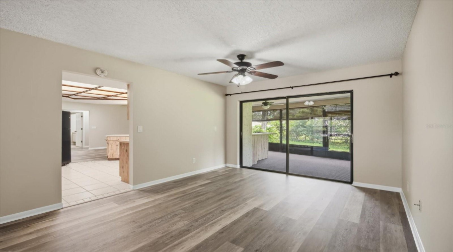 Dining Room/Flex Space
