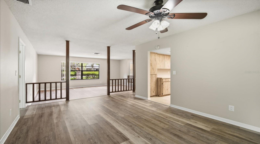 Formal Living Room/Flex Space