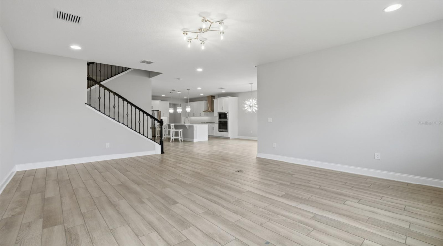 Winter Garden, Florida 34787, 5 Bedroom Bedrooms, ,4 Bathroombathrooms,Residential,For Sale,Lanyard,0,Mfro6411513