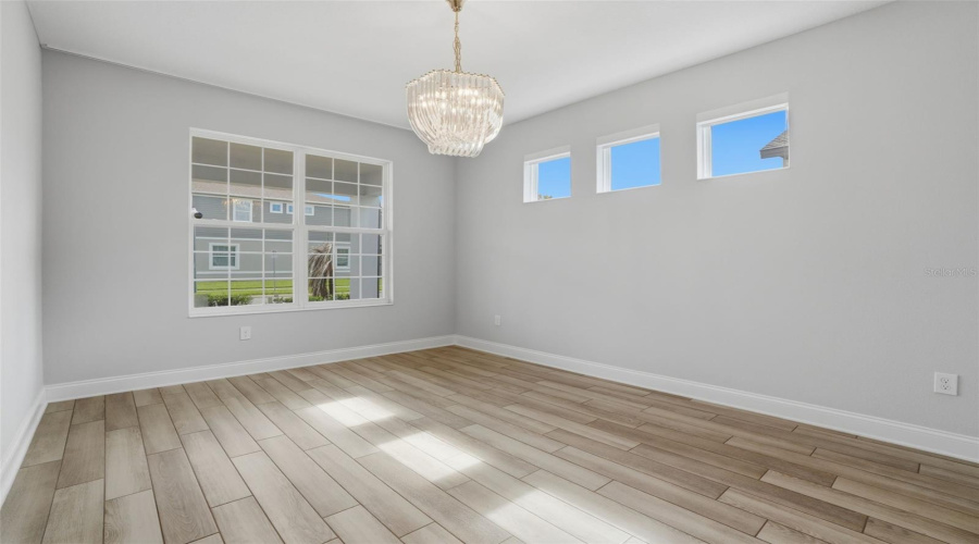 Winter Garden, Florida 34787, 5 Bedroom Bedrooms, ,4 Bathroombathrooms,Residential,For Sale,Lanyard,0,Mfro6411513