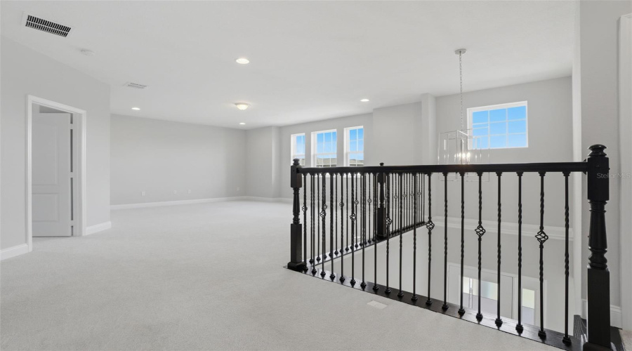 Winter Garden, Florida 34787, 5 Bedroom Bedrooms, ,4 Bathroombathrooms,Residential,For Sale,Lanyard,0,Mfro6411513