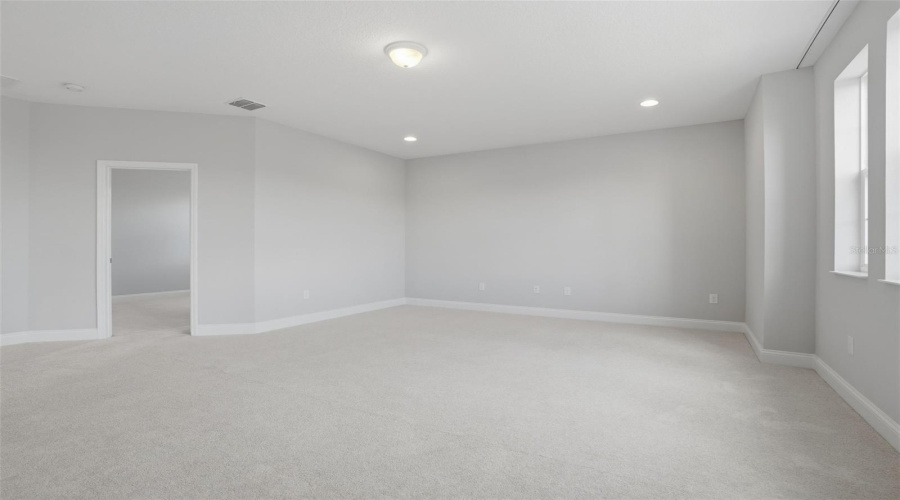 Winter Garden, Florida 34787, 5 Bedroom Bedrooms, ,4 Bathroombathrooms,Residential,For Sale,Lanyard,0,Mfro6411513