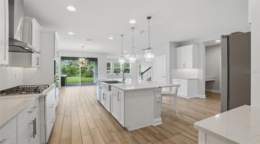 Winter Garden, Florida 34787, 5 Bedroom Bedrooms, ,4 Bathroombathrooms,Residential,For Sale,Lanyard,0,Mfro6411513