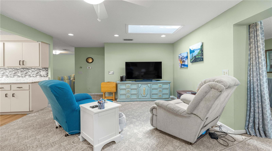 Ocala, Florida 34481, 2 Bedroom Bedrooms, ,2 Bathroombathrooms,Residential,For Sale,96Th,0,Mfrom729234