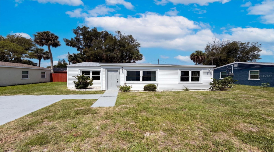 Melbourne, Florida 32901, 3 Bedroom Bedrooms, ,2 Bathroombathrooms,Residential,For Sale,Park,0,Mfro6418625
