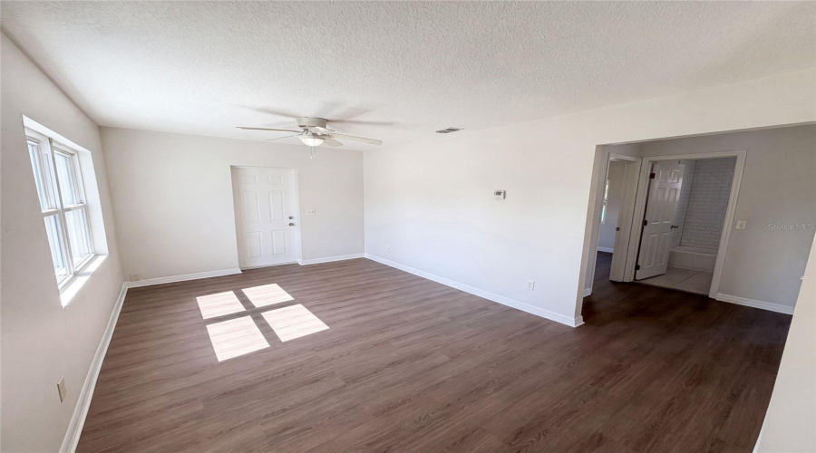 Melbourne, Florida 32901, 3 Bedroom Bedrooms, ,2 Bathroombathrooms,Residential,For Sale,Park,0,Mfro6418625