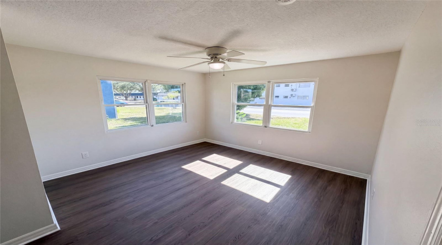 Melbourne, Florida 32901, 3 Bedroom Bedrooms, ,2 Bathroombathrooms,Residential,For Sale,Park,0,Mfro6418625