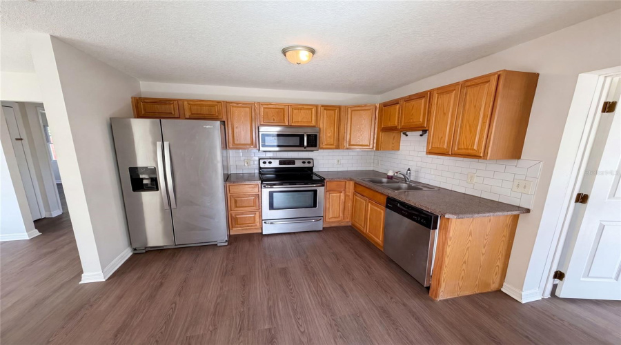 Melbourne, Florida 32901, 3 Bedroom Bedrooms, ,2 Bathroombathrooms,Residential,For Sale,Park,0,Mfro6418625