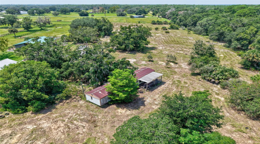 Eustis, Florida 32736, 2 Bedroom Bedrooms, ,2 Bathroombathrooms,Residential,For Sale,Leslye,0,Mfrtb8540376