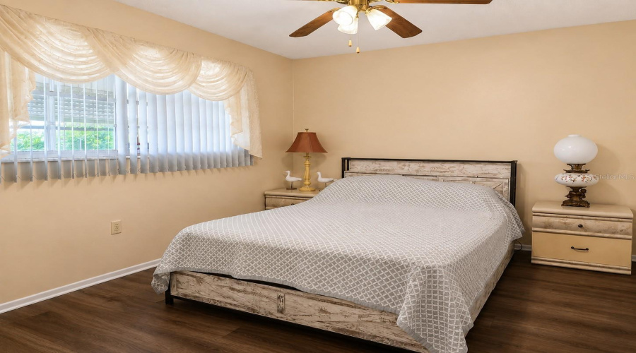 Bradenton, Florida 34207, 2 Bedroom Bedrooms, ,2 Bathroombathrooms,Residential,For Sale,Park,0,Mfra4702637