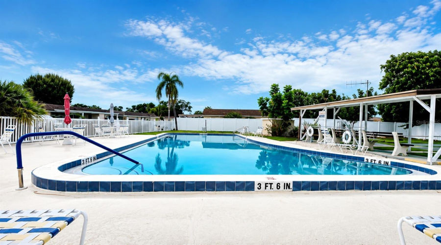 Bradenton, Florida 34207, 2 Bedroom Bedrooms, ,2 Bathroombathrooms,Residential,For Sale,Park,0,Mfra4702637