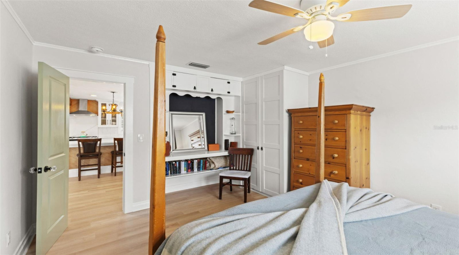 Tampa, Florida 33604, 3 Bedroom Bedrooms, ,2 Bathroombathrooms,Residential,For Sale,Minnehaha,0,Mfrtb8540955