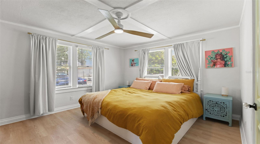 Tampa, Florida 33604, 3 Bedroom Bedrooms, ,2 Bathroombathrooms,Residential,For Sale,Minnehaha,0,Mfrtb8540955