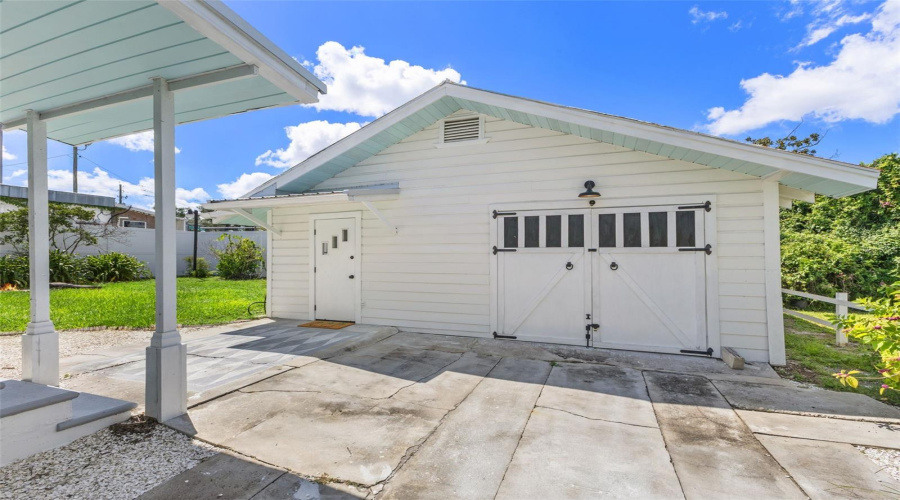 Tampa, Florida 33604, 3 Bedroom Bedrooms, ,2 Bathroombathrooms,Residential,For Sale,Minnehaha,0,Mfrtb8540955
