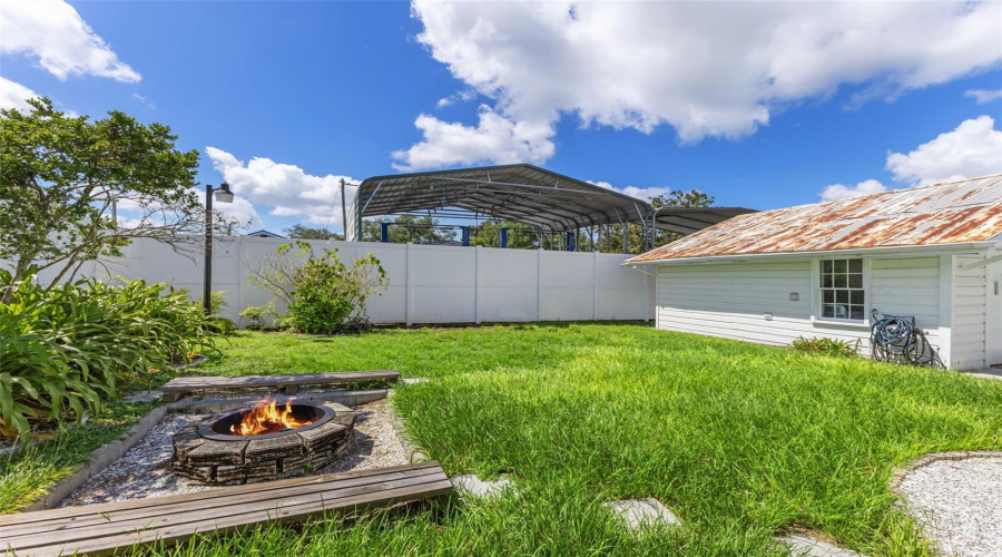 Tampa, Florida 33604, 3 Bedroom Bedrooms, ,2 Bathroombathrooms,Residential,For Sale,Minnehaha,0,Mfrtb8540955
