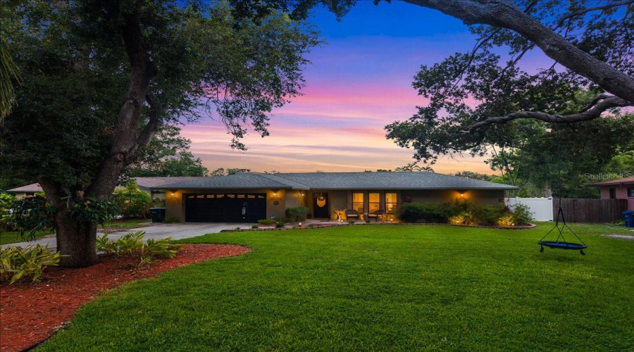 Sarasota, Florida 34233, 3 Bedroom Bedrooms, ,2 Bathroombathrooms,Residential,For Sale,Meadowland,0,Mfra4700705