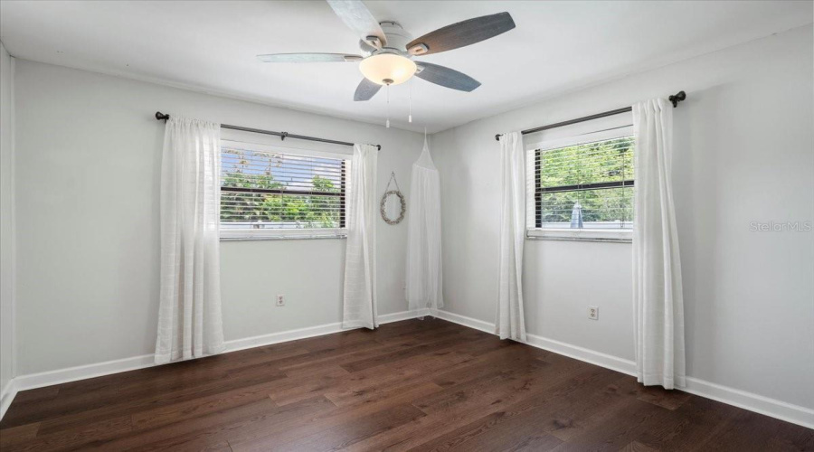 Sarasota, Florida 34233, 3 Bedroom Bedrooms, ,2 Bathroombathrooms,Residential,For Sale,Meadowland,0,Mfra4700705