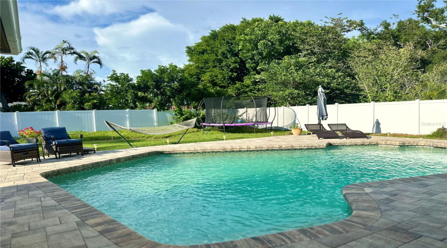 Sarasota, Florida 34233, 3 Bedroom Bedrooms, ,2 Bathroombathrooms,Residential,For Sale,Meadowland,0,Mfra4700705