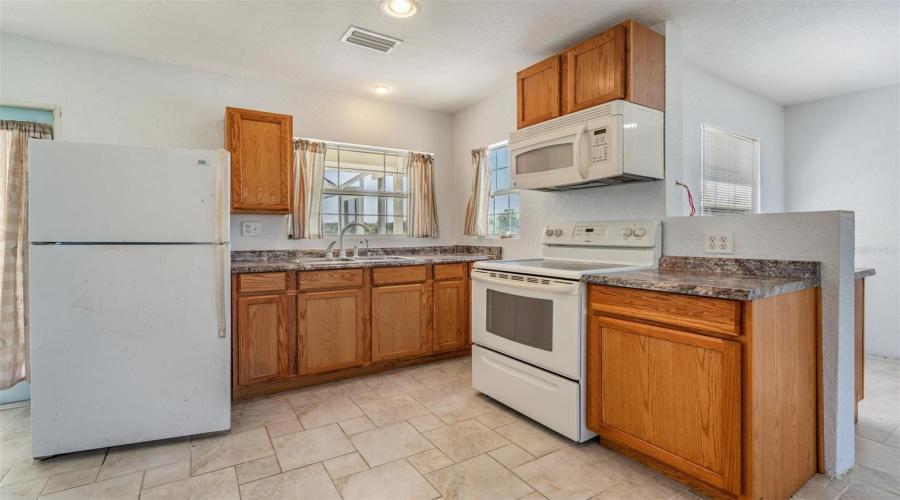 In-Law Suite - Kitchen