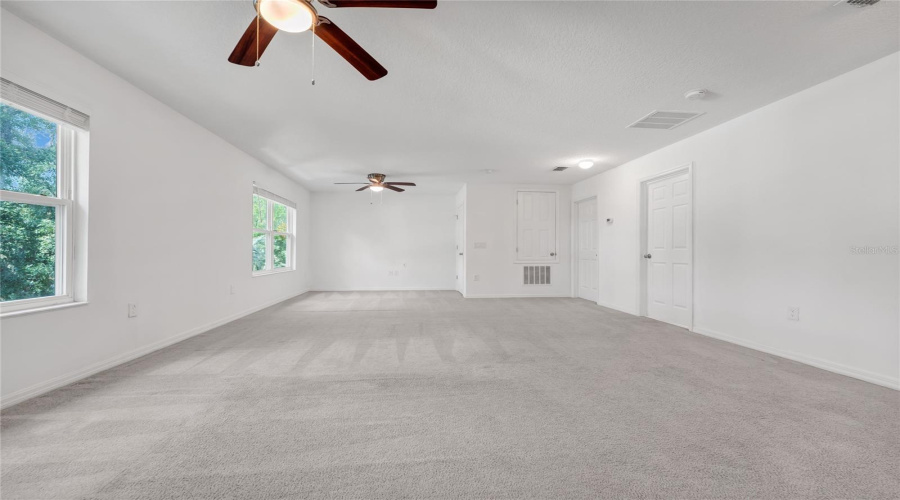 St Cloud, Florida 34769, 3 Bedroom Bedrooms, ,2 Bathroombathrooms,Residential,For Sale,Poolside,0,Mfro6419191