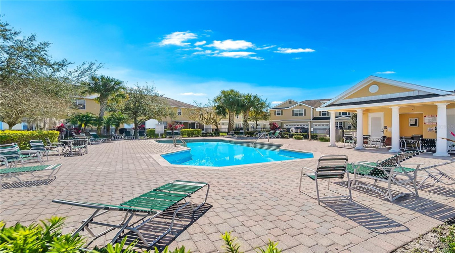 St Cloud, Florida 34769, 3 Bedroom Bedrooms, ,2 Bathroombathrooms,Residential,For Sale,Poolside,0,Mfro6419191