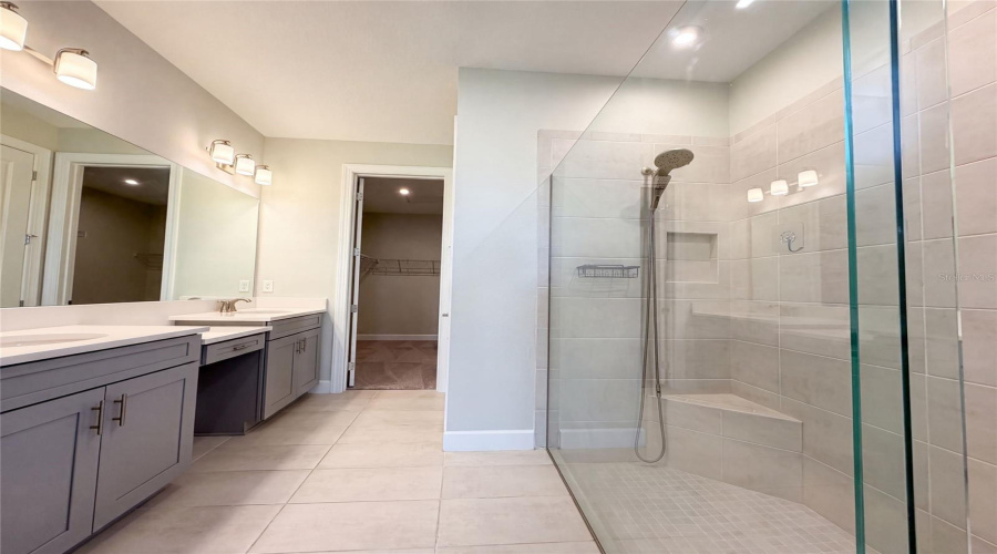 Palmetto, Florida 34221, 3 Bedroom Bedrooms, ,3 Bathroombathrooms,Residential,For Sale,Crestpoint,0,Mfro6426932