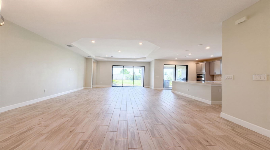 Palmetto, Florida 34221, 3 Bedroom Bedrooms, ,3 Bathroombathrooms,Residential,For Sale,Crestpoint,0,Mfro6426932