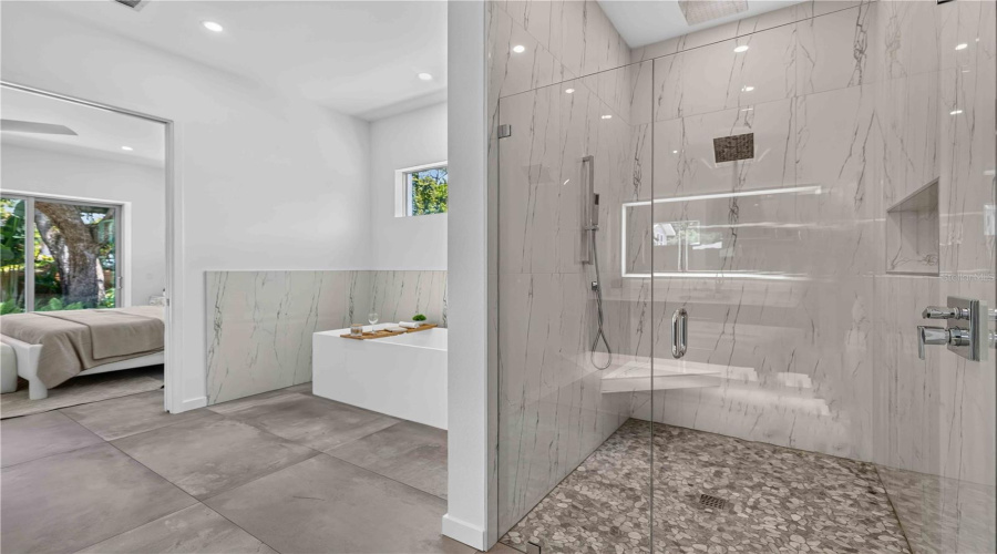 Sarasota, Florida 34239, 5 Bedroom Bedrooms, ,5 Bathroombathrooms,Residential,For Sale,Hillview,0,Mfra4703714