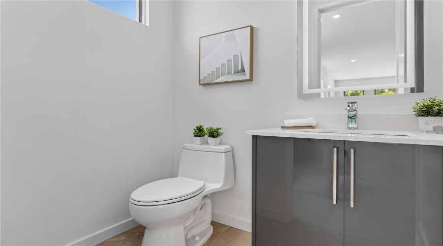 Sarasota, Florida 34239, 5 Bedroom Bedrooms, ,5 Bathroombathrooms,Residential,For Sale,Hillview,0,Mfra4703714