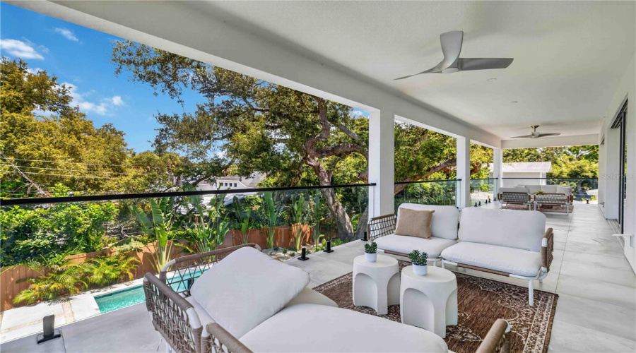 Sarasota, Florida 34239, 5 Bedroom Bedrooms, ,5 Bathroombathrooms,Residential,For Sale,Hillview,0,Mfra4703714
