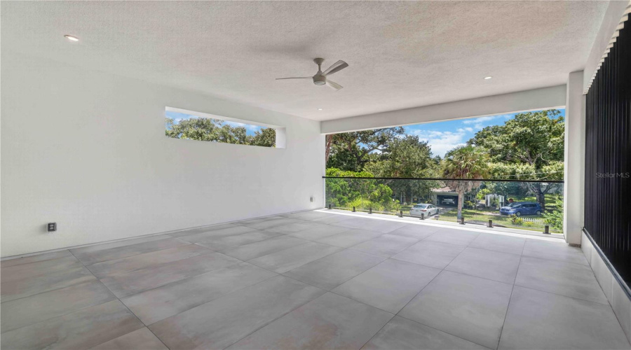 Sarasota, Florida 34239, 5 Bedroom Bedrooms, ,5 Bathroombathrooms,Residential,For Sale,Hillview,0,Mfra4703714