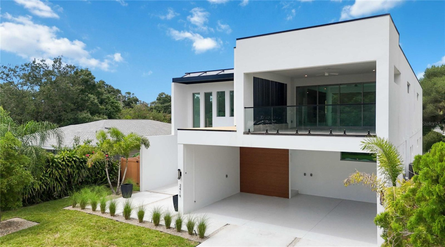 Sarasota, Florida 34239, 5 Bedroom Bedrooms, ,5 Bathroombathrooms,Residential,For Sale,Hillview,0,Mfra4703714