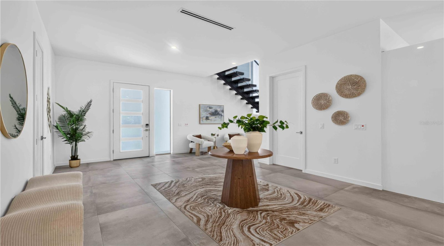 Sarasota, Florida 34239, 5 Bedroom Bedrooms, ,5 Bathroombathrooms,Residential,For Sale,Hillview,0,Mfra4703714