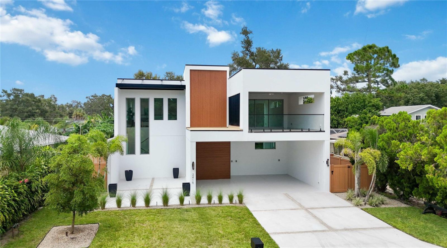 Sarasota, Florida 34239, 5 Bedroom Bedrooms, ,5 Bathroombathrooms,Residential,For Sale,Hillview,0,Mfra4703714