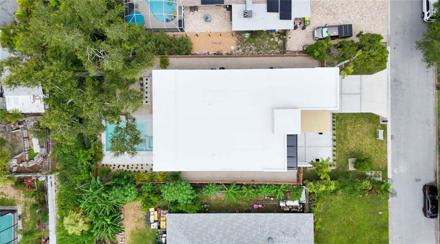 Sarasota, Florida 34239, 5 Bedroom Bedrooms, ,5 Bathroombathrooms,Residential,For Sale,Hillview,0,Mfra4703714