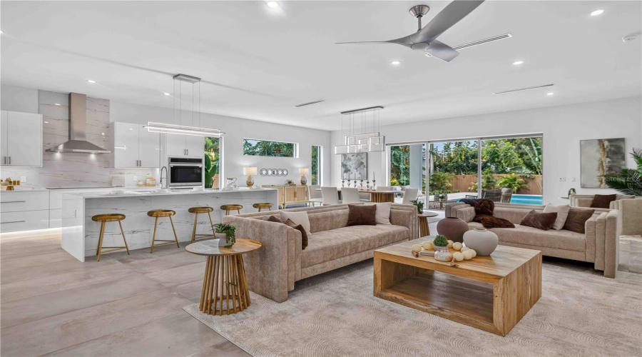 Sarasota, Florida 34239, 5 Bedroom Bedrooms, ,5 Bathroombathrooms,Residential,For Sale,Hillview,0,Mfra4703714