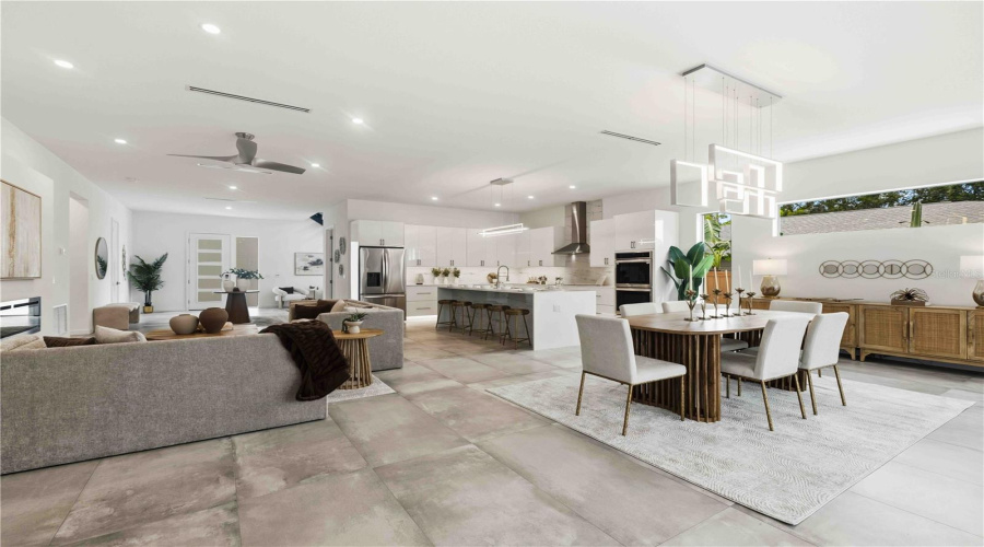 Sarasota, Florida 34239, 5 Bedroom Bedrooms, ,5 Bathroombathrooms,Residential,For Sale,Hillview,0,Mfra4703714