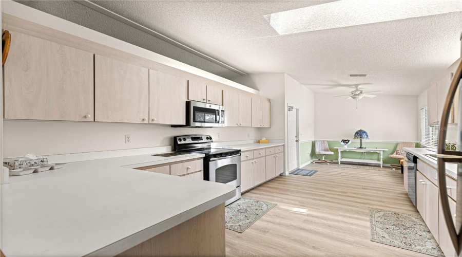 Summerfield, Florida 34491, 2 Bedroom Bedrooms, ,2 Bathroombathrooms,Residential,For Sale,99Th,0,Mfrg5116885
