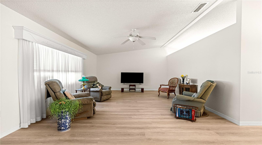 Summerfield, Florida 34491, 2 Bedroom Bedrooms, ,2 Bathroombathrooms,Residential,For Sale,99Th,0,Mfrg5116885