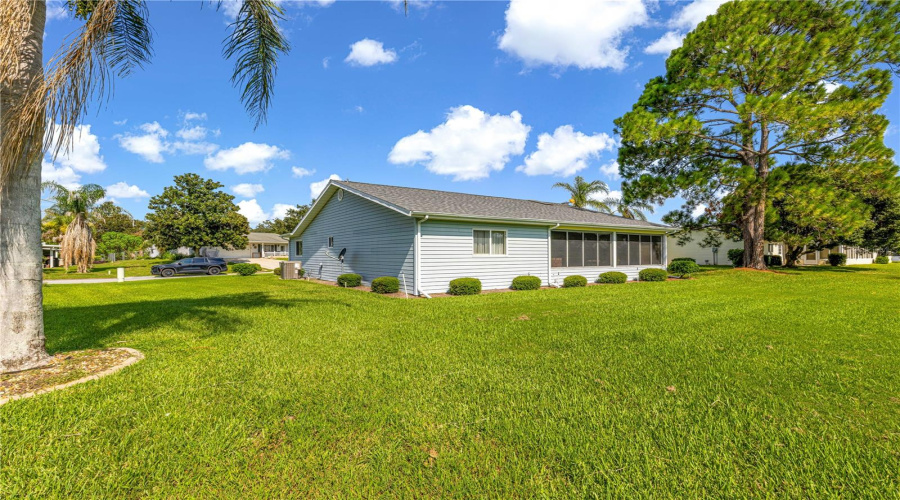 Summerfield, Florida 34491, 2 Bedroom Bedrooms, ,2 Bathroombathrooms,Residential,For Sale,99Th,0,Mfrg5116885