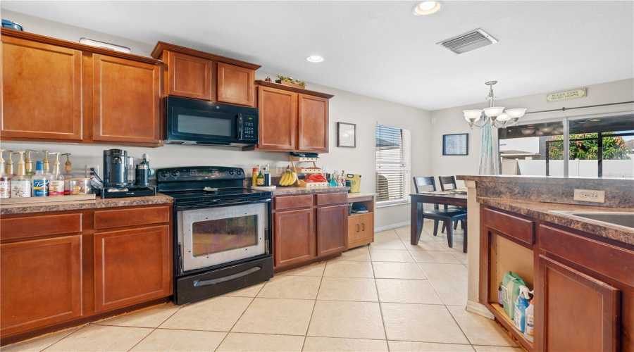 Ruskin, Florida 33573, 3 Bedroom Bedrooms, ,2 Bathroombathrooms,Residential,For Sale,Maroon Peak,0,Mfrtb8542579