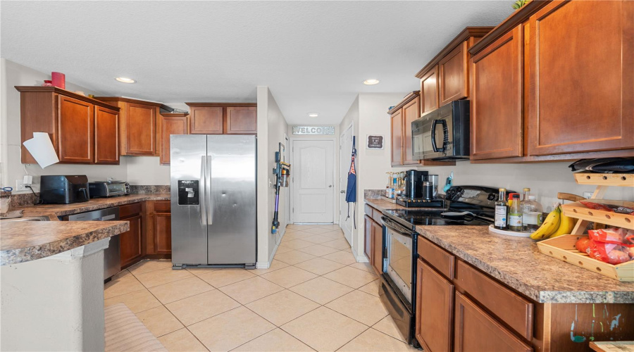 Ruskin, Florida 33573, 3 Bedroom Bedrooms, ,2 Bathroombathrooms,Residential,For Sale,Maroon Peak,0,Mfrtb8542579