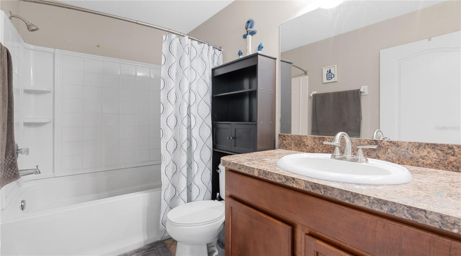Ruskin, Florida 33573, 3 Bedroom Bedrooms, ,2 Bathroombathrooms,Residential,For Sale,Maroon Peak,0,Mfrtb8542579