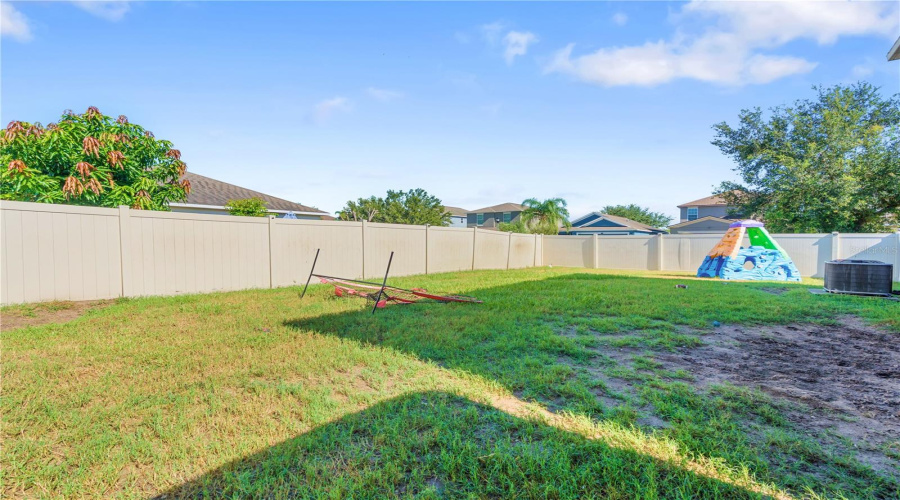 Ruskin, Florida 33573, 3 Bedroom Bedrooms, ,2 Bathroombathrooms,Residential,For Sale,Maroon Peak,0,Mfrtb8542579