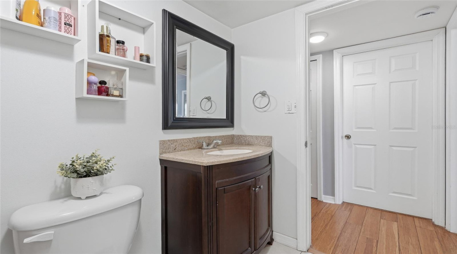 Tampa, Florida 33614, 1 Bedroom Bedrooms, ,1 Bathroombathrooms,Residential,For Sale,Michael,0,Mfrtb8538668