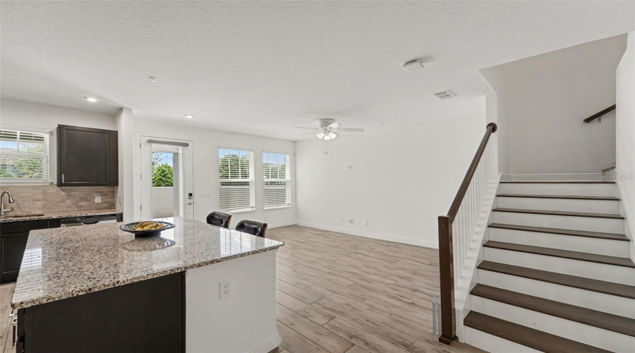 Orlando, Florida 32827, 3 Bedroom Bedrooms, ,2 Bathroombathrooms,Residential,For Sale,Salk,0,Mfro6436420