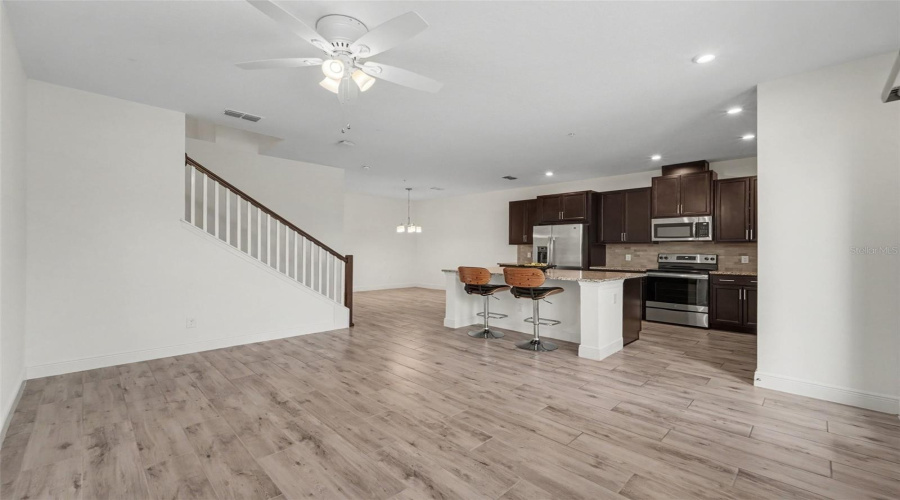 Orlando, Florida 32827, 3 Bedroom Bedrooms, ,2 Bathroombathrooms,Residential,For Sale,Salk,0,Mfro6436420