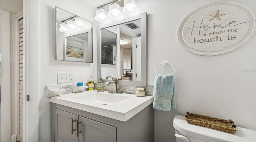 Oldsmar, Florida 34677, 2 Bedroom Bedrooms, ,2 Bathroombathrooms,Residential,For Sale,Cypress,0,Mfrtb8480878